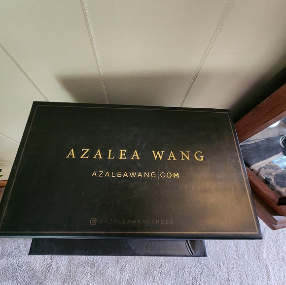 Shoes - Picture 1 of 6